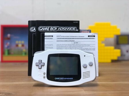 Gameboy Advance White [Complete]