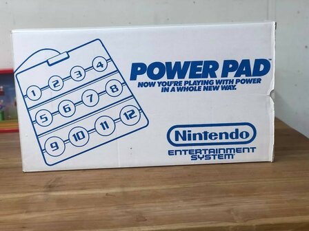 Nintendo NES Console Power Set [NTSC] [Complete]