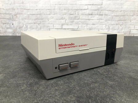 Nintendo NES Starter Pack - Action Set [Complete]