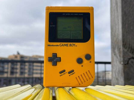 Gameboy Classic Yellow