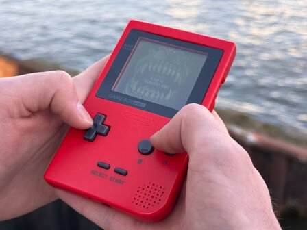 Gameboy Pocket Red