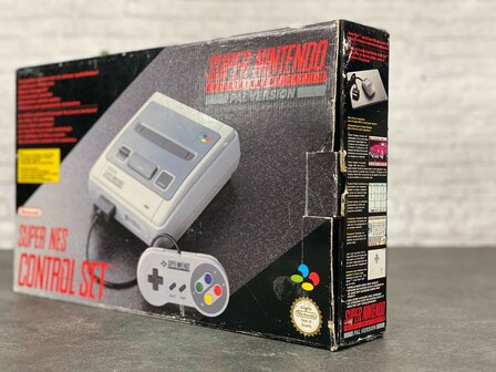Super Nintendo SNES Console [Complete]