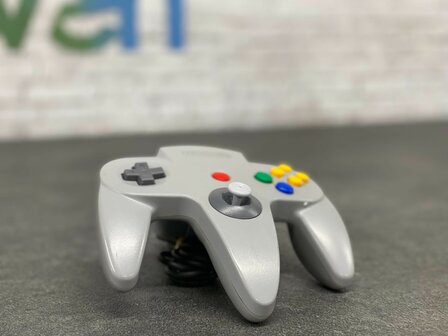 Nintendo 64 Console [Complete]