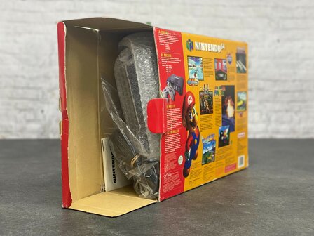 Nintendo 64 Console [Complete]