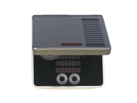 Gameboy Advance SP NES Edition