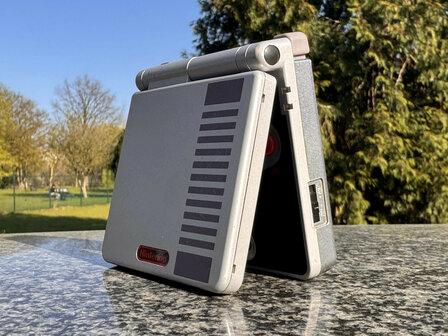 Gameboy Advance SP NES Edition