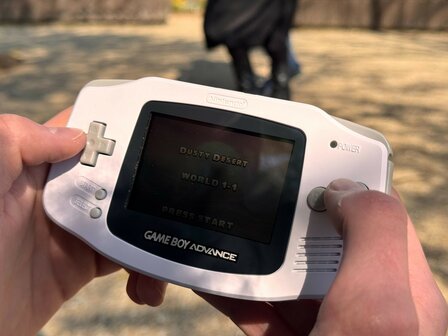 Gameboy Advance White