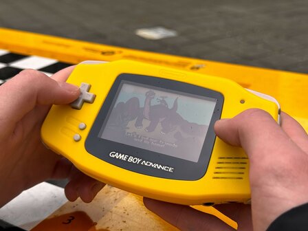 Gameboy Advance Yellow Lemon