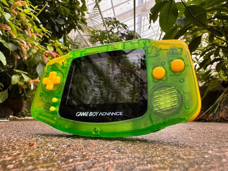 Gameboy Advance Limited Zelda Edition + IPS V5 Backlight