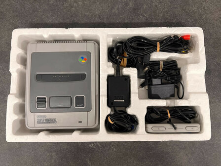 Super Nintendo Starter Pack - Control Set Edition [Complete]