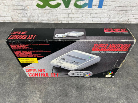Super Nintendo Starter Pack - Control Set Edition [Complete]