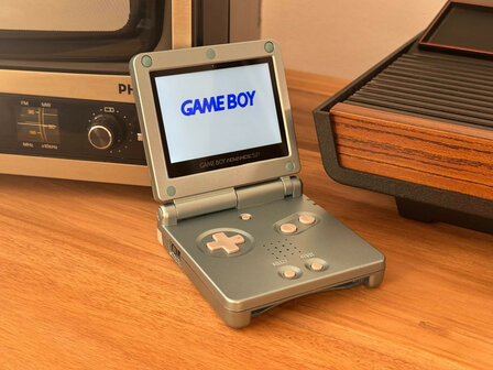 Gameboy Advance SP Lightblue - USB-C &amp; IPS V5