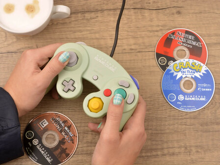 Nintendo GameCube Controller Symphonic Green