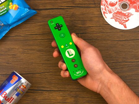 Nintendo Wii Remote Controller Motion Plus Luigi