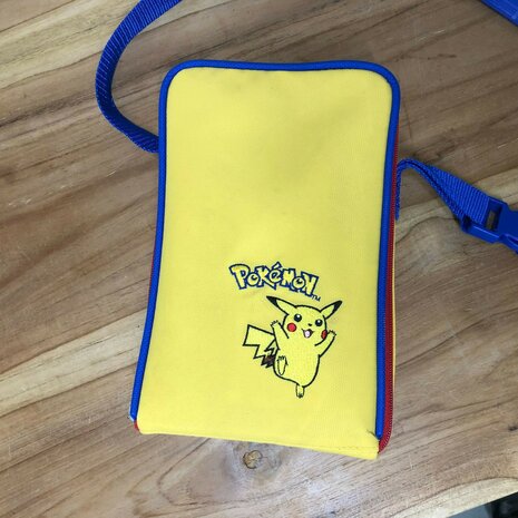 Originele Gameboy Classic Pikachu Tas