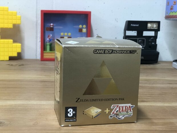 Gameboy Advance SP Zelda Limited Edition [Complete]