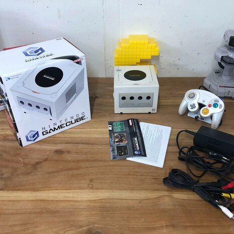 Nintendo Gamecube Starter Pack Pearl Edition Complete