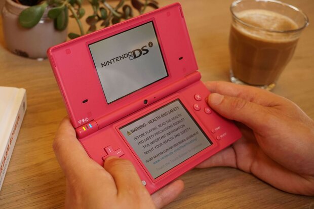 Nintendo DSi Blue - Budget