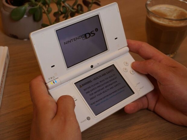 Nintendo DSi Blue