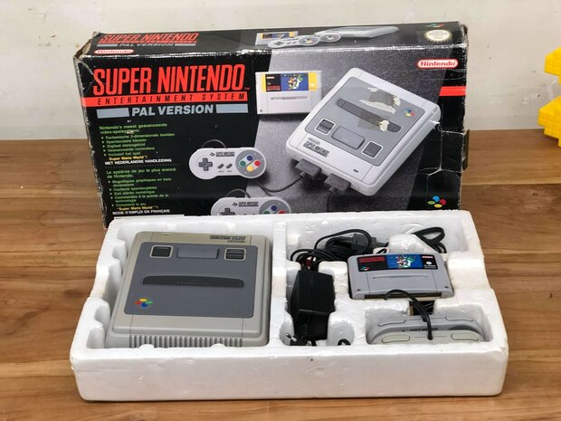 Super Nintendo SNES Console - Super Mario World [Complete]