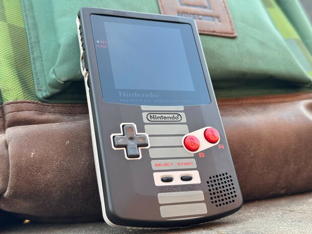 Gameboy Color IPS Limited NES Edition