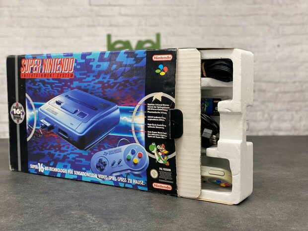 Super Nintendo SNES Console [Complete]
