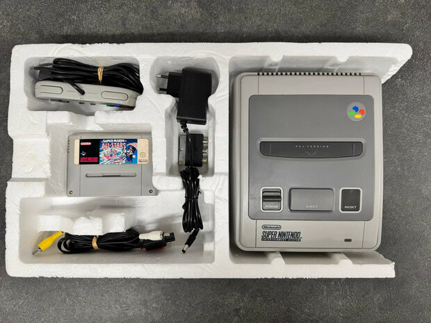 Super Nintendo Starter Pack - Super Mario All Stars Edition [Complete]