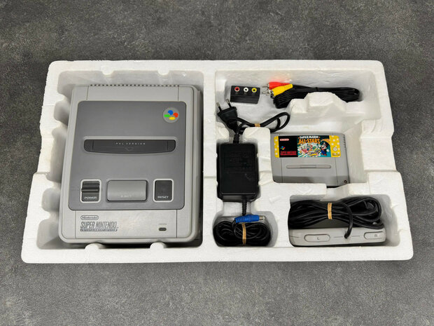 Super Nintendo Starter Pack - Super Mario All Stars Edition [Complete]