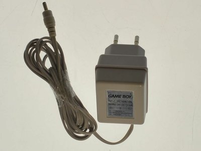 Aftermarket Gameboy Classic Oplader