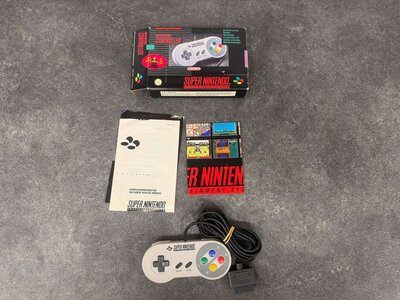 Originele Super Nintendo Controller [Complete]