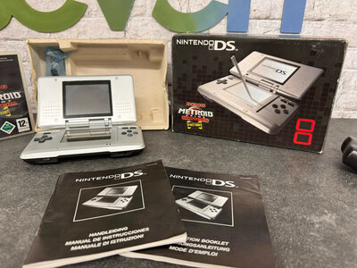 Nintendo DS Original - Silver [Complete]