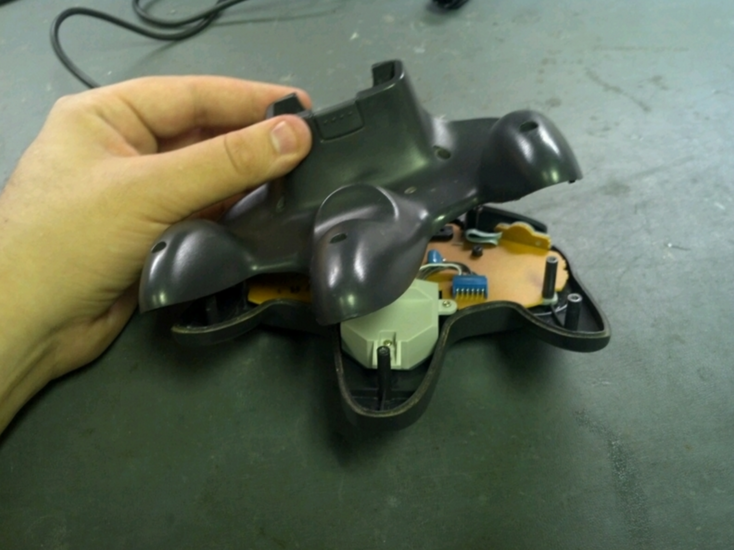 N64 Controller Pookje Vervangen - Achterkant Los